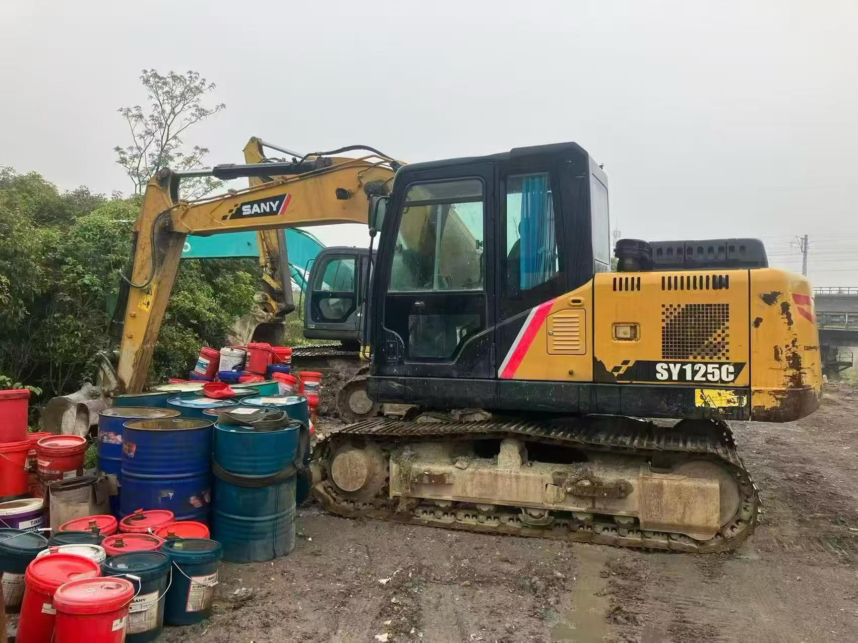 Buy Sany SY125C Used Excavator / 2