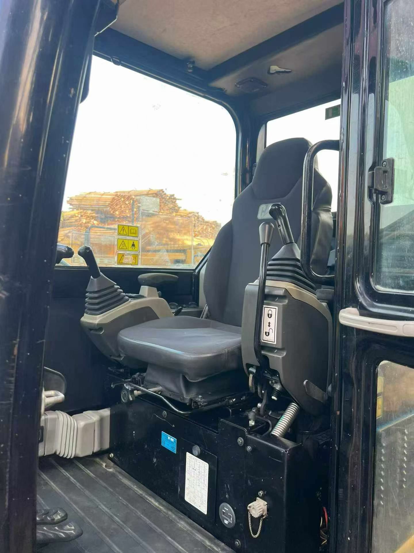 Buy Caterpillar 307B Used Excavator / 2