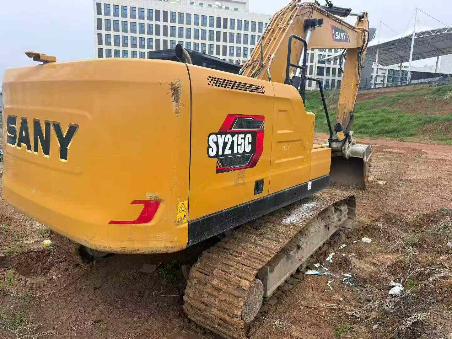 Buy Sany SY215C Used Excavator / 2