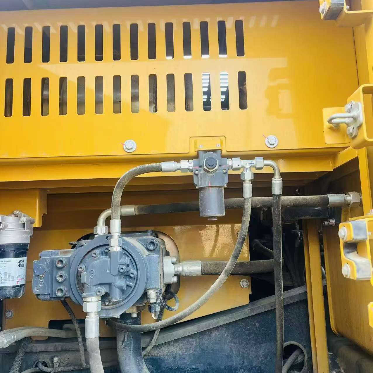 Buy XCMG XE200 Used Excavator / 5