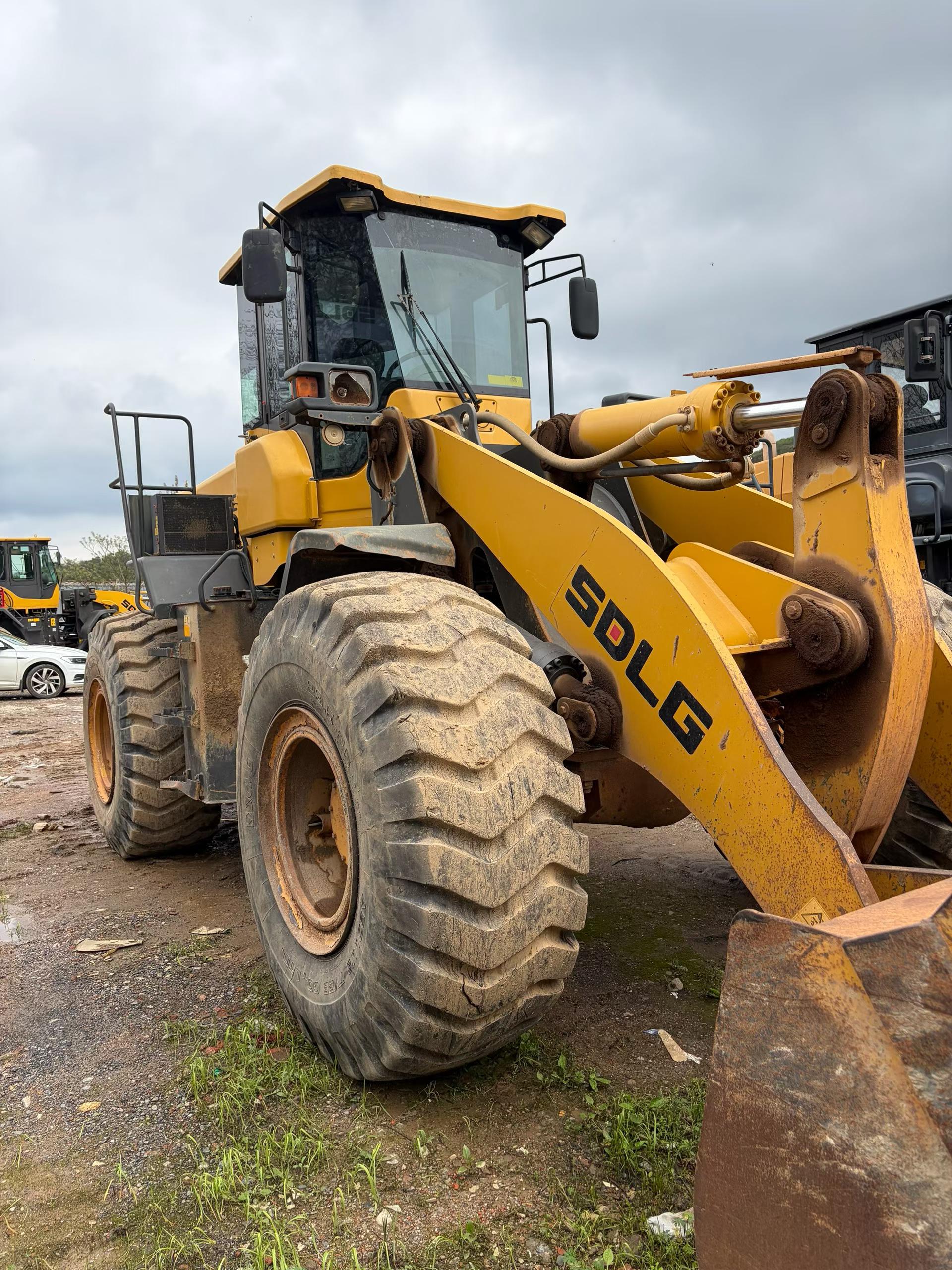 Buy SDLG L955L Used Loader / 3