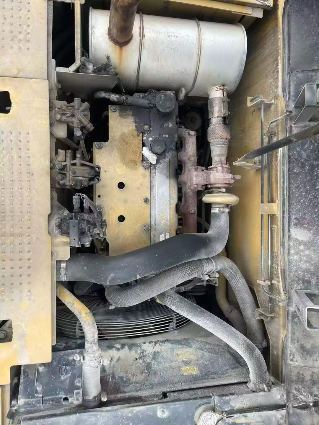 Buy Caterpillar 320D Used Excavator / 3