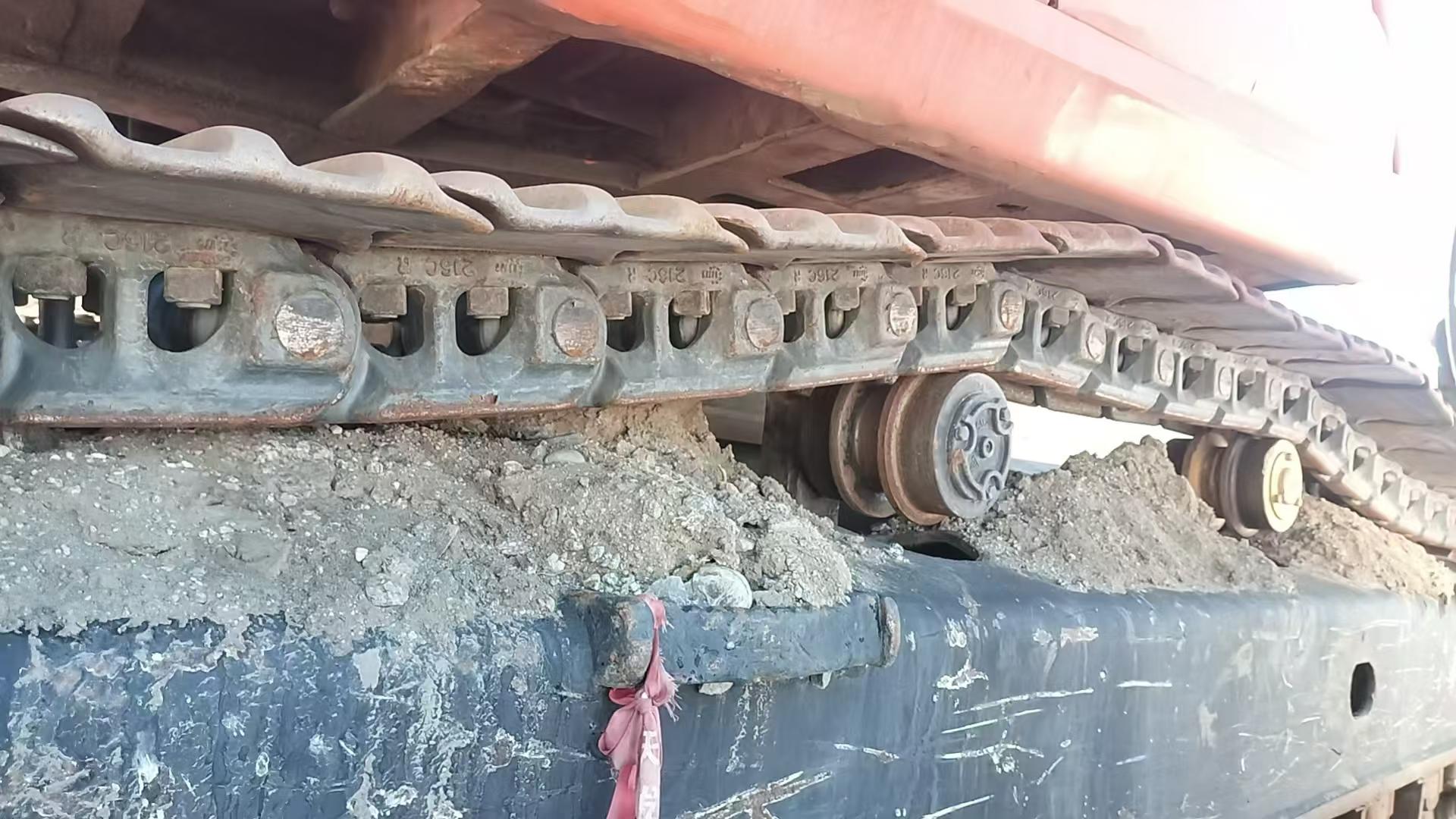 Buy Doosan DH420 Used Excavator / 2