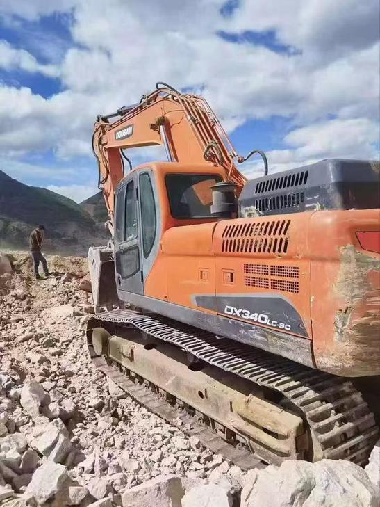 Buy Doosan S300 Used Excavator / 1