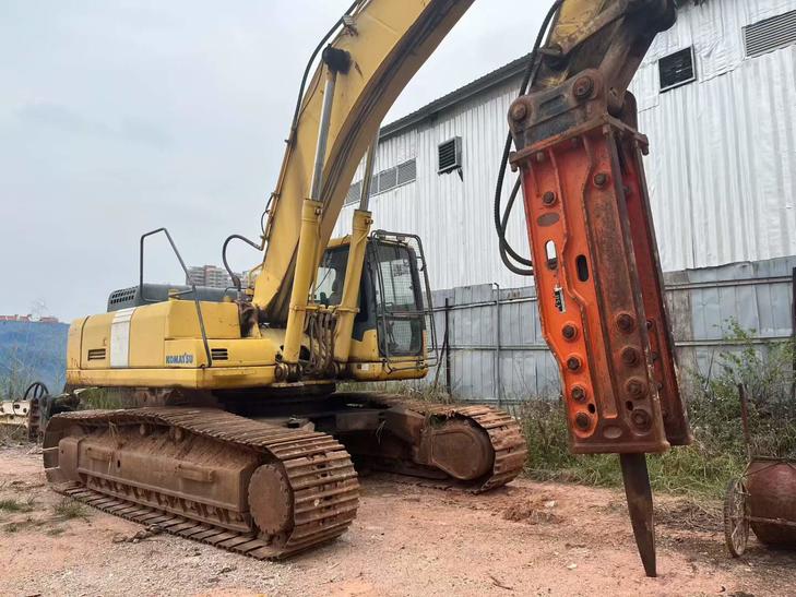 Buy Komatsu PC400LC-7 Used Excavator / 1