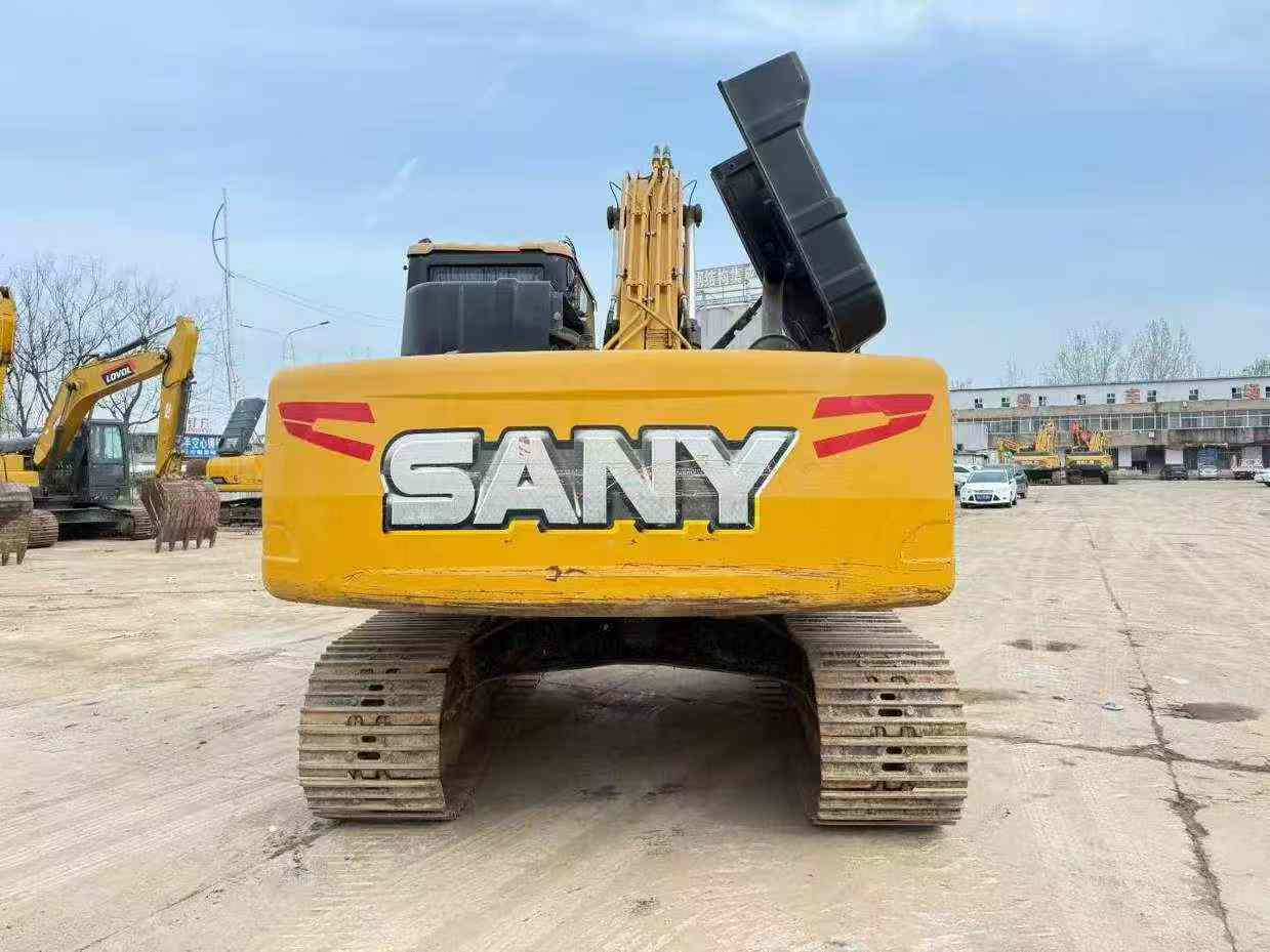 Buy Sany SY205C Used Excavator / 4