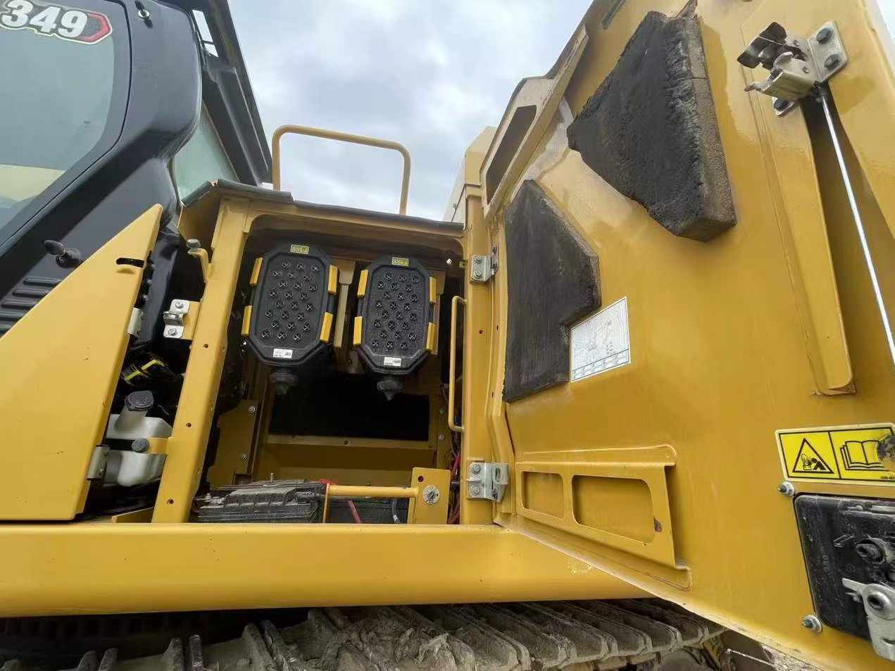 Buy Caterpillar 349E Used Excavator / 7