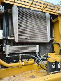 Buy Caterpillar 330B Used Excavator / 8 Buy Caterpillar 330B Used Excavator / 8