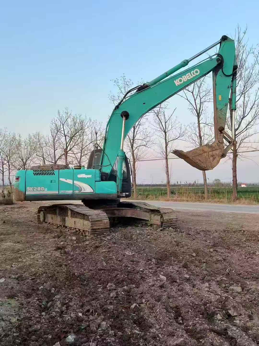 Buy Kobelco SK260 Used Excavator / 2