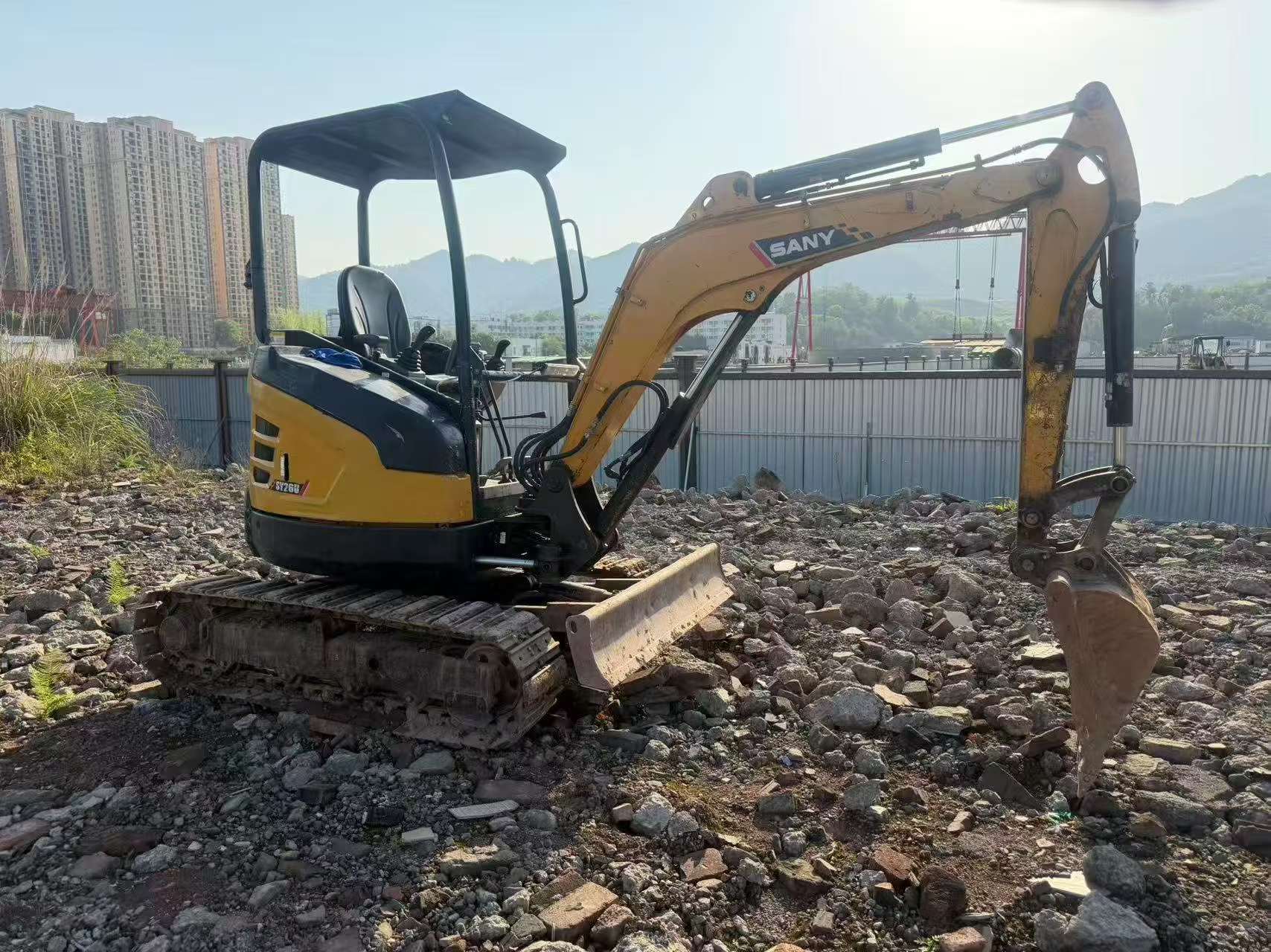 Buy Sany SY26U Used Excavator / 2