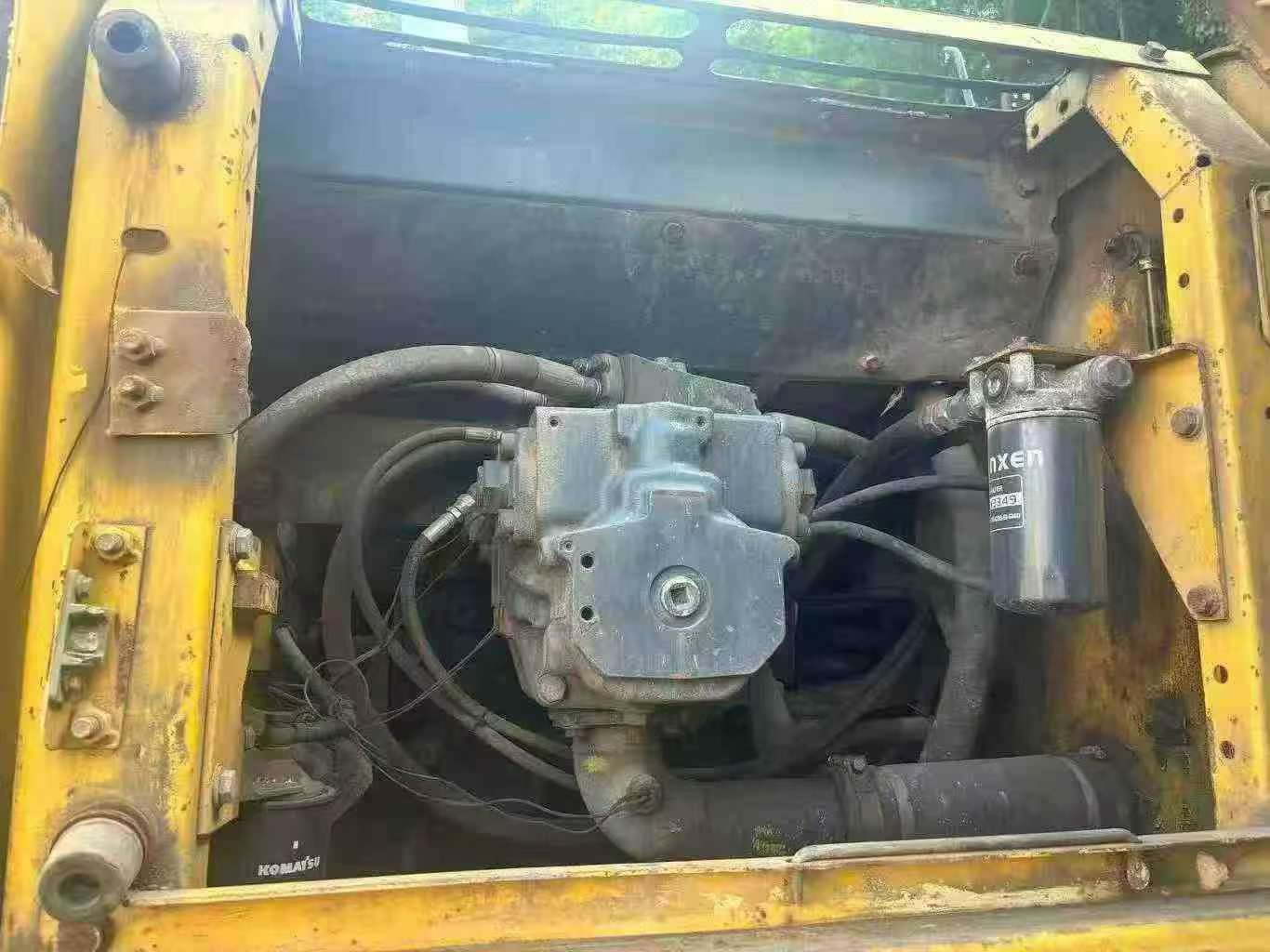 Buy Komatsu PC270-7 Used Excavator / 6