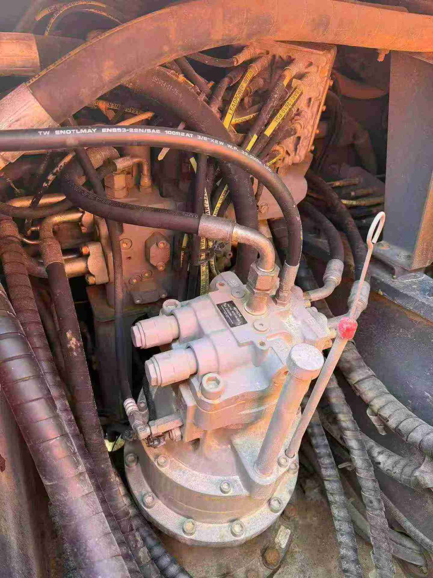 Buy Hitachi ZH200-5A Used Excavator / 4