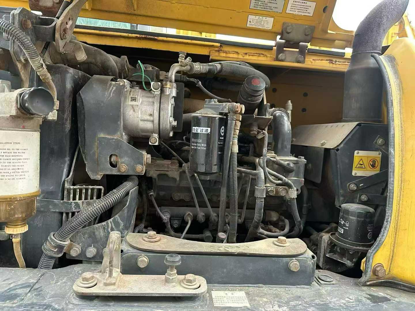 Compre Escavadeira Komatsu PC60-8 Usada / 8