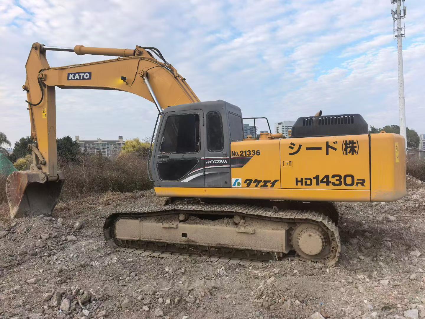 Buy Kato HD1430 Used Excavator / 2