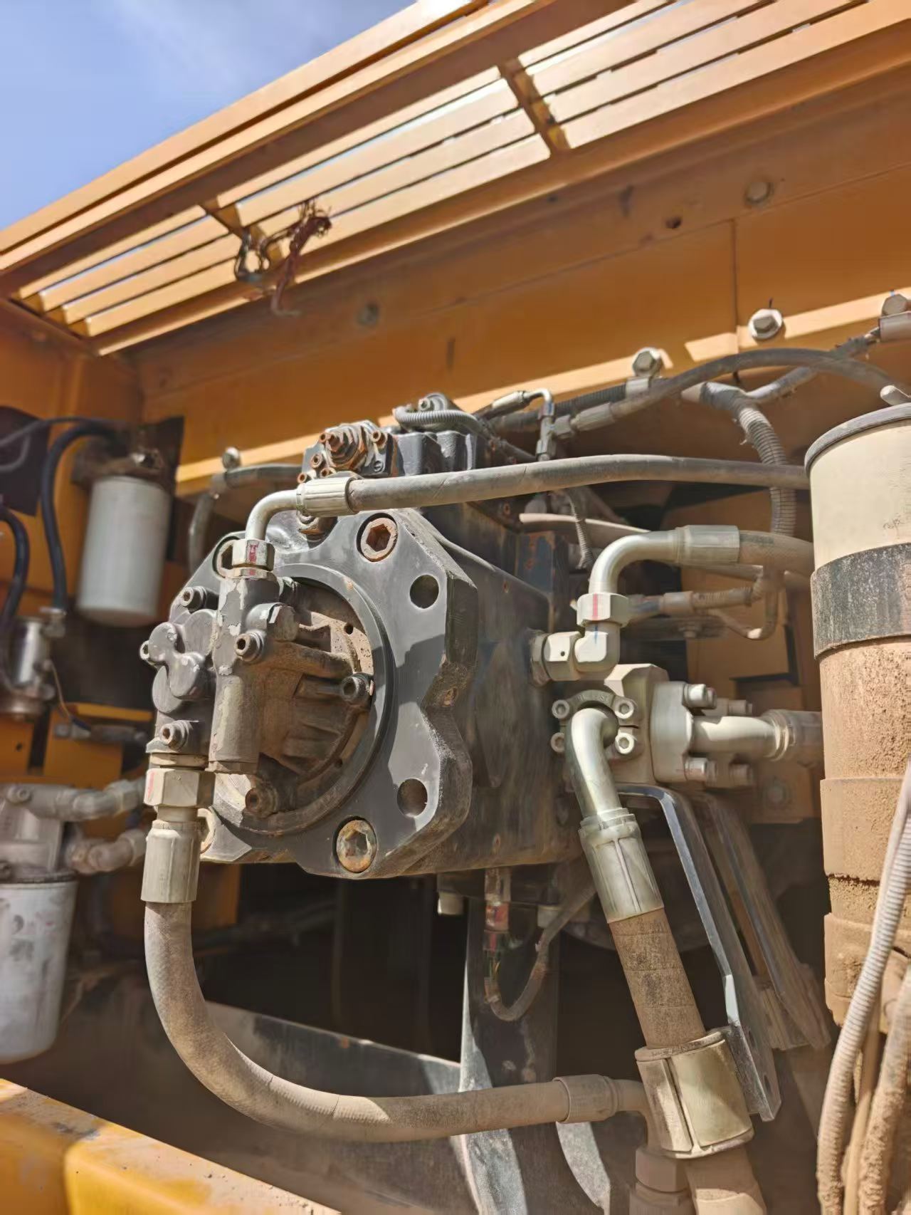 Compre Excavadora Sany SY365C Usada / 8