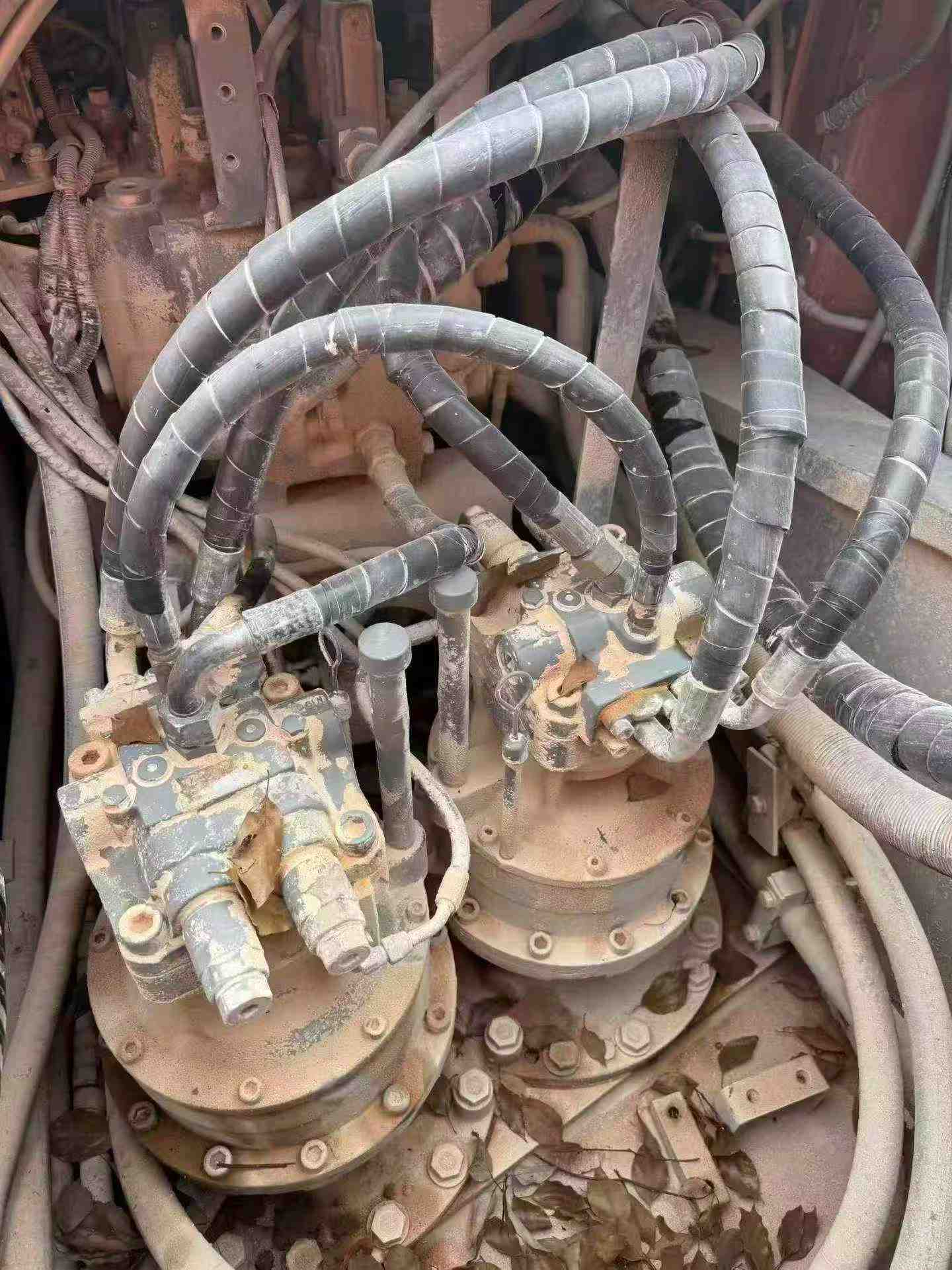 Buy Hitachi ZX490LCH-5A Used Excavator / 7