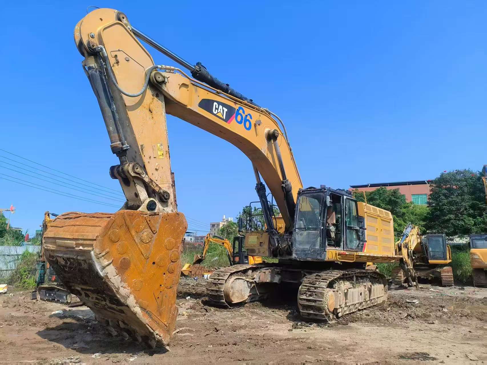 Comprar Caterpillar 374D Usado Escavadeira