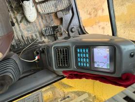 Buy Komatsu PC35-7 Used Excavator / 8 Buy Komatsu PC35-7 Used Excavator / 8