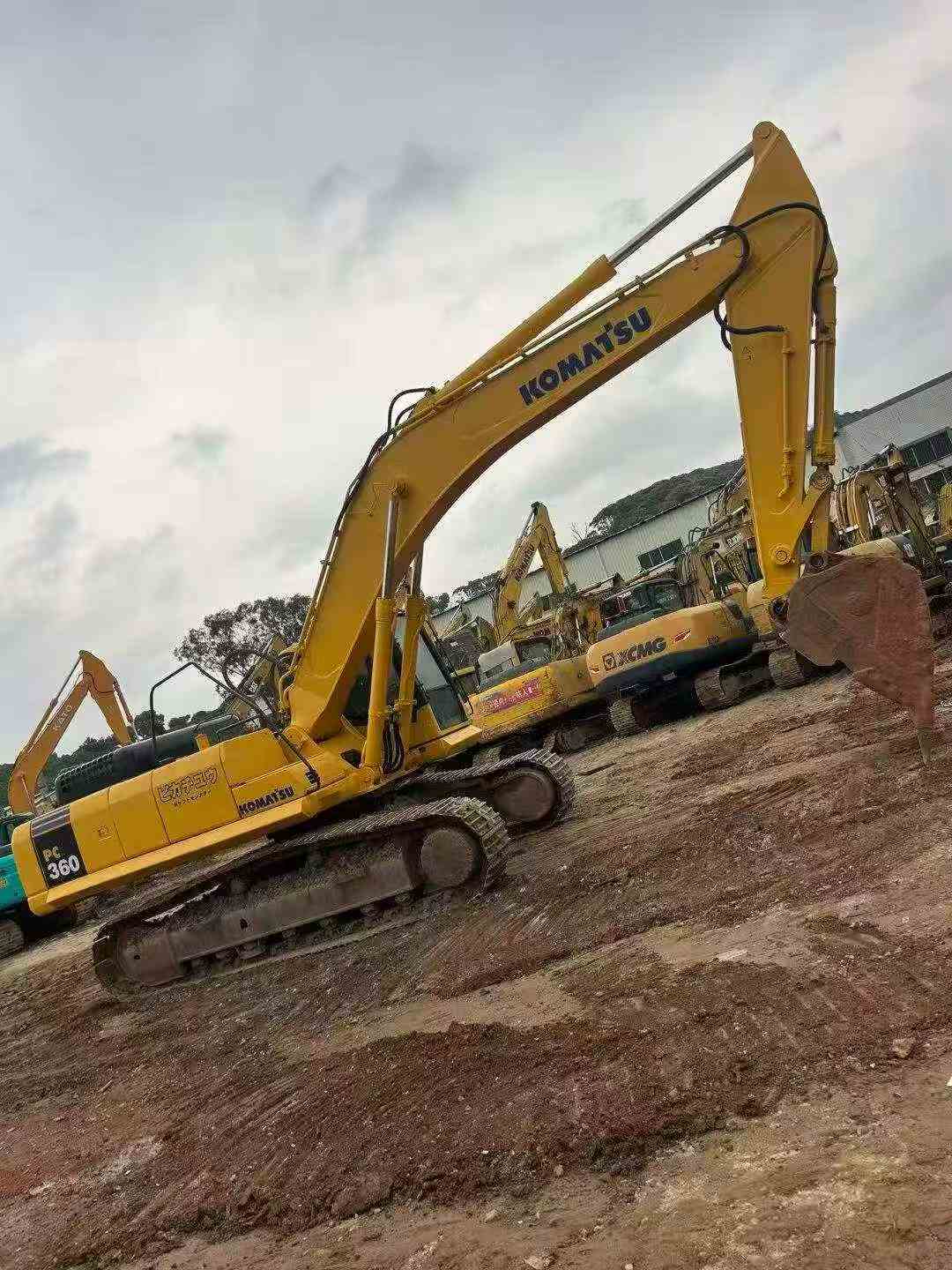 Buy Komatsu PC360-7 Used Excavator / 4