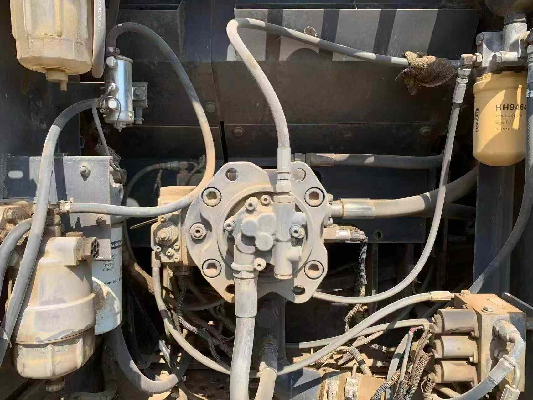 Buy Sumitomo SH240-3 Used Excavator / 6