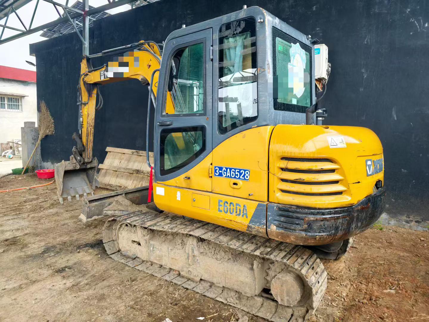 Buy XCMG LW60G Used Excavator / 5