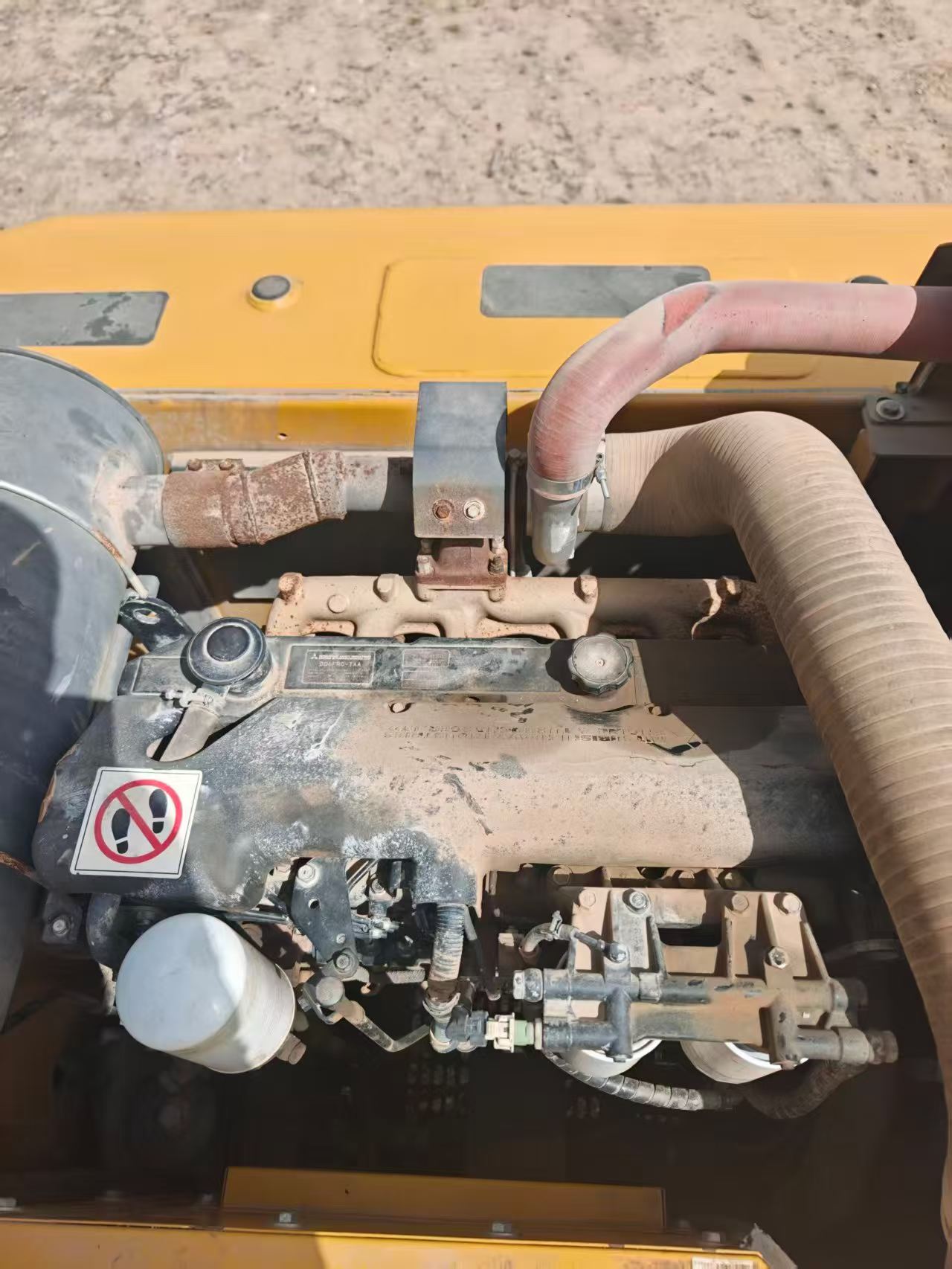 Compre Escavadeira Sany SY245H Usada / 6