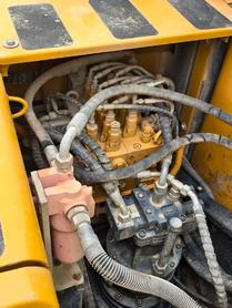 Buy Sany SY125C Used Excavator / 4 Buy Sany SY125C Used Excavator / 4