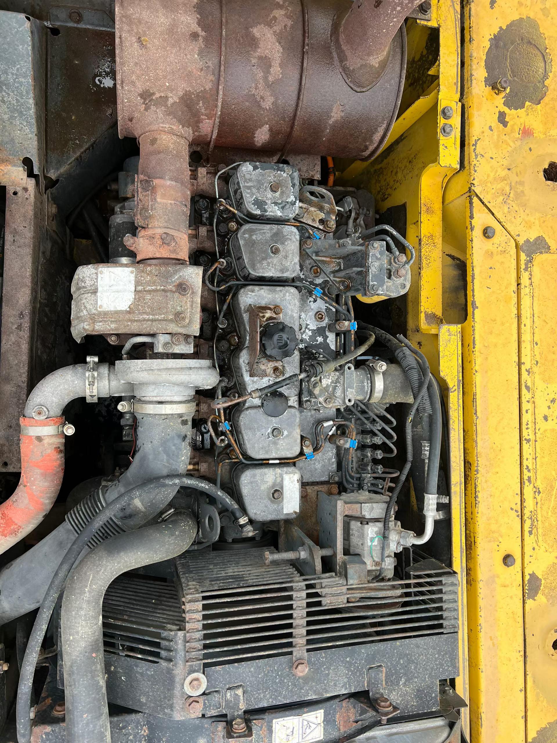 Buy Komatsu PC200-7 Used Excavator / 6