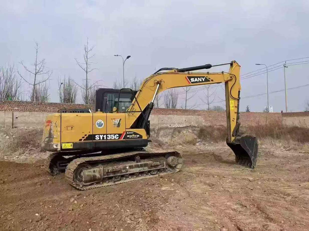 Buy Sany SY135C Used Excavator / 3