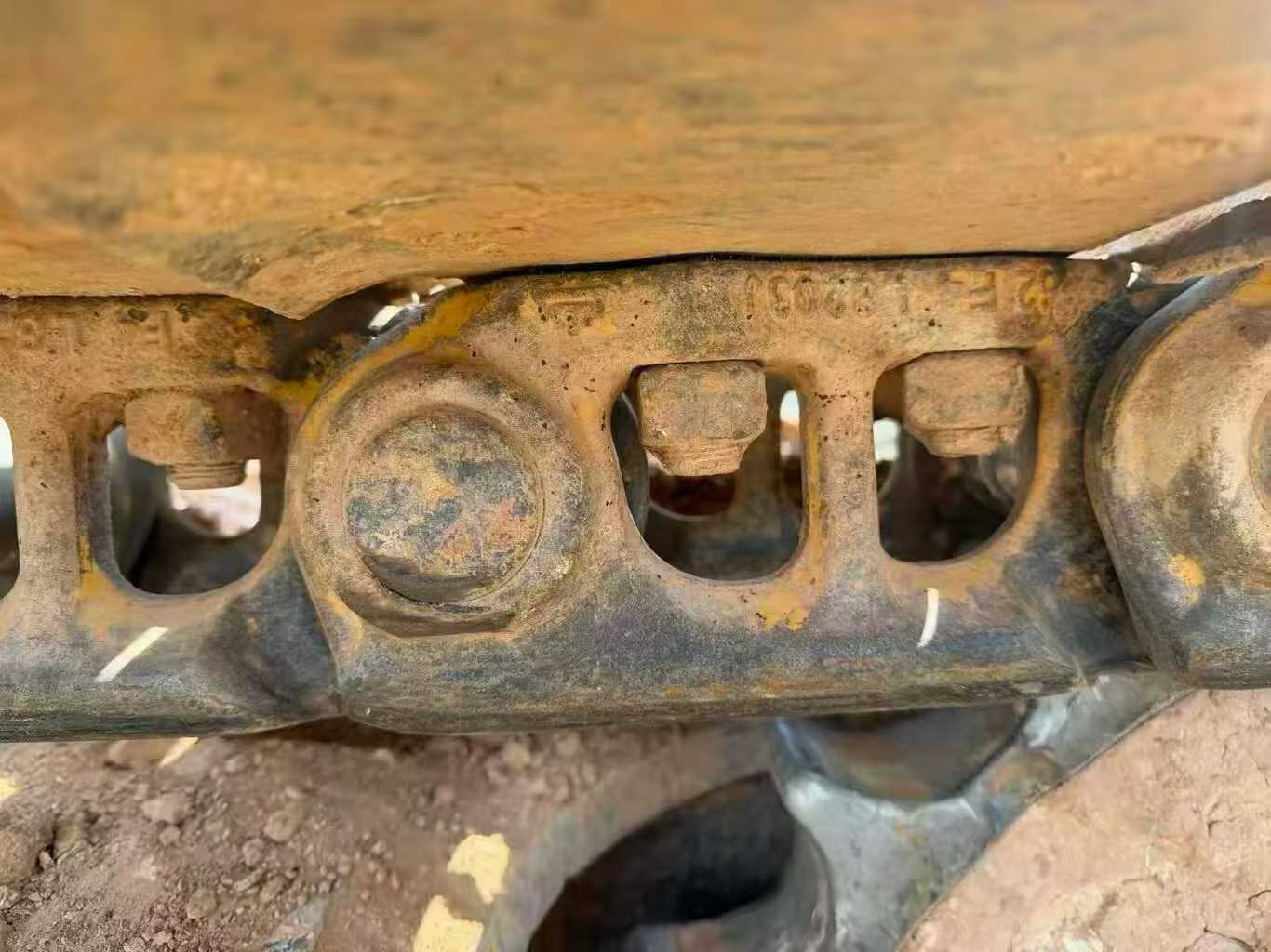 Compre Escavadeira Kato HD1430R Usada / 6