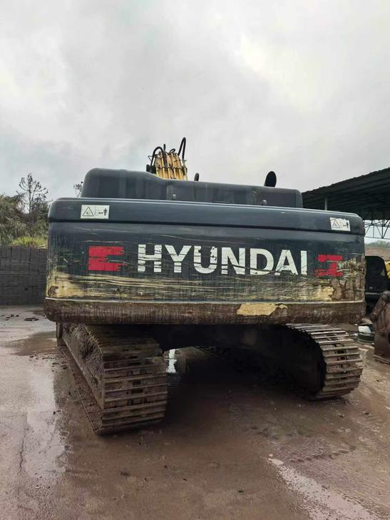 Buy Hyundai R350LVS Used Excavator / 1