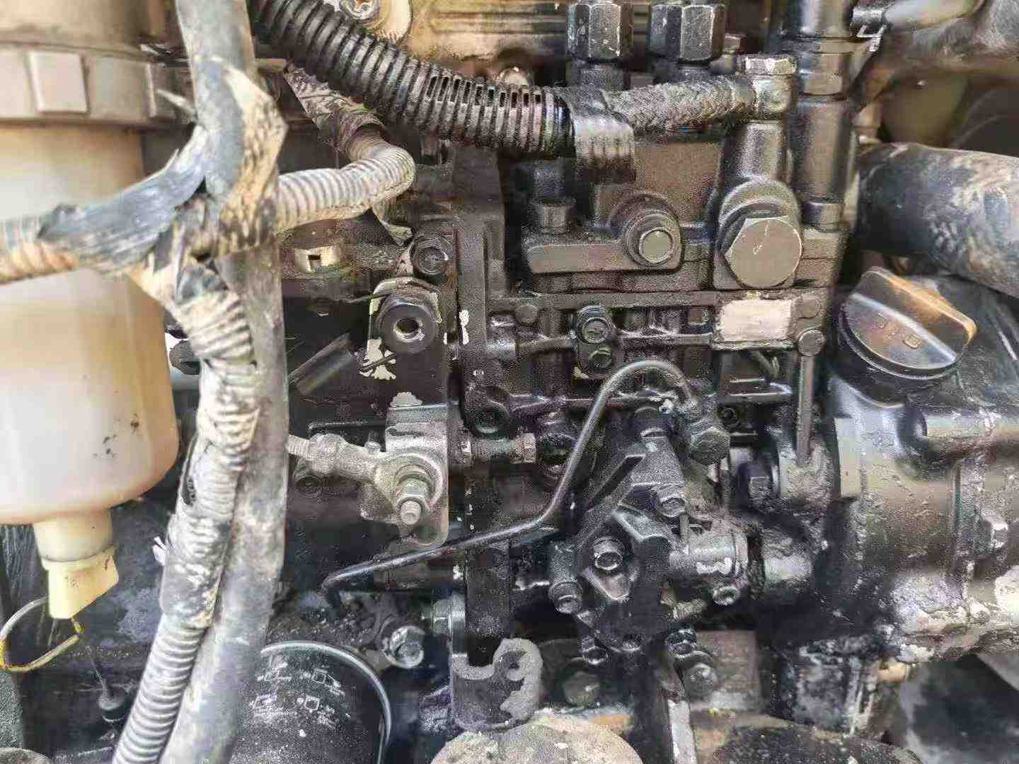 Купить Подержанный Экскаватор Hyundai R60-7 / 2 Купить Подержанный Экскаватор Hyundai R60-7 / 2