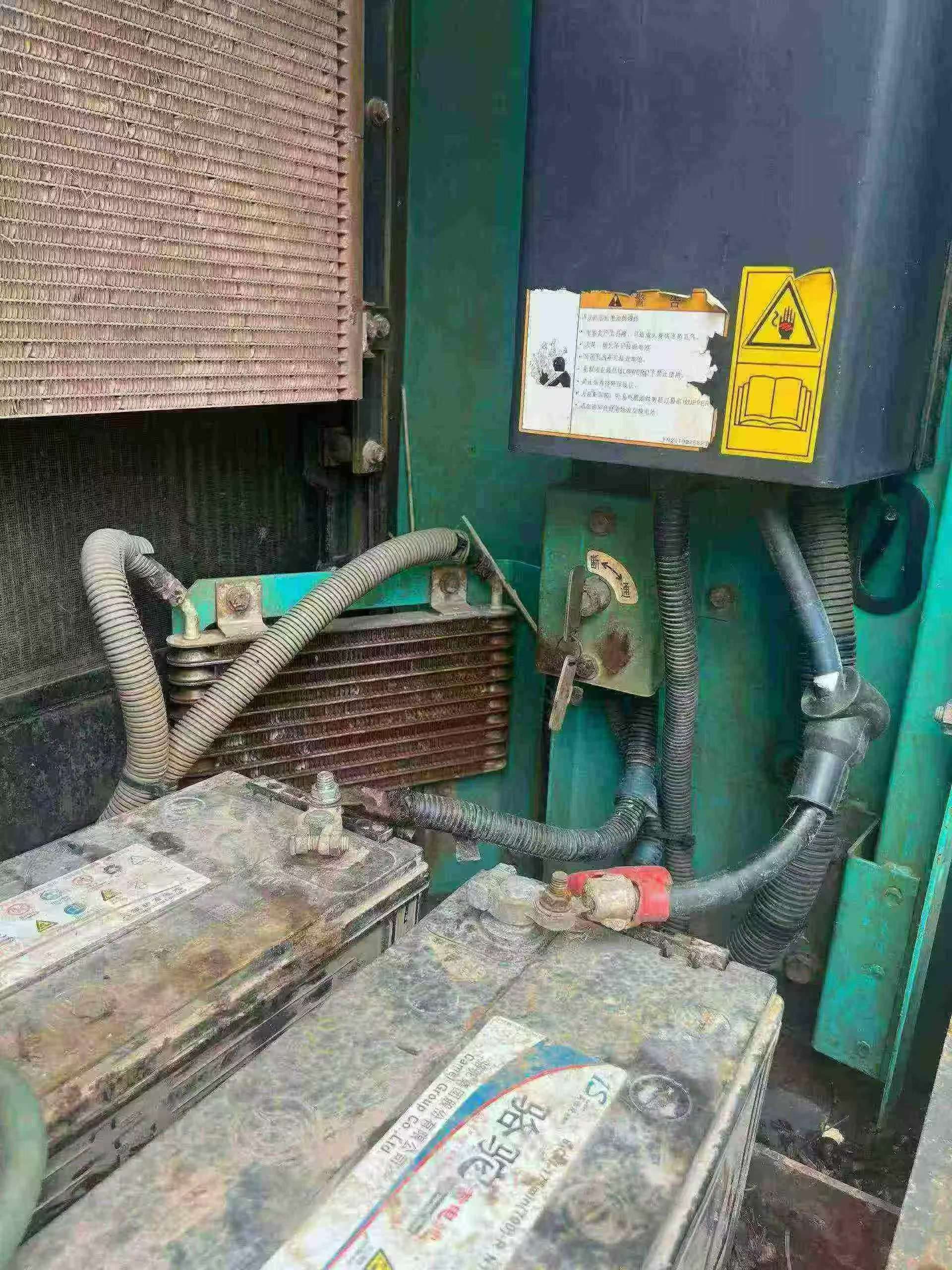 Buy Kobelco SK130 Used Excavator / 2