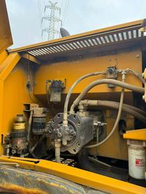 Buy XCMG ZL30E Used Excavator / 4 Buy XCMG ZL30E Used Excavator / 4