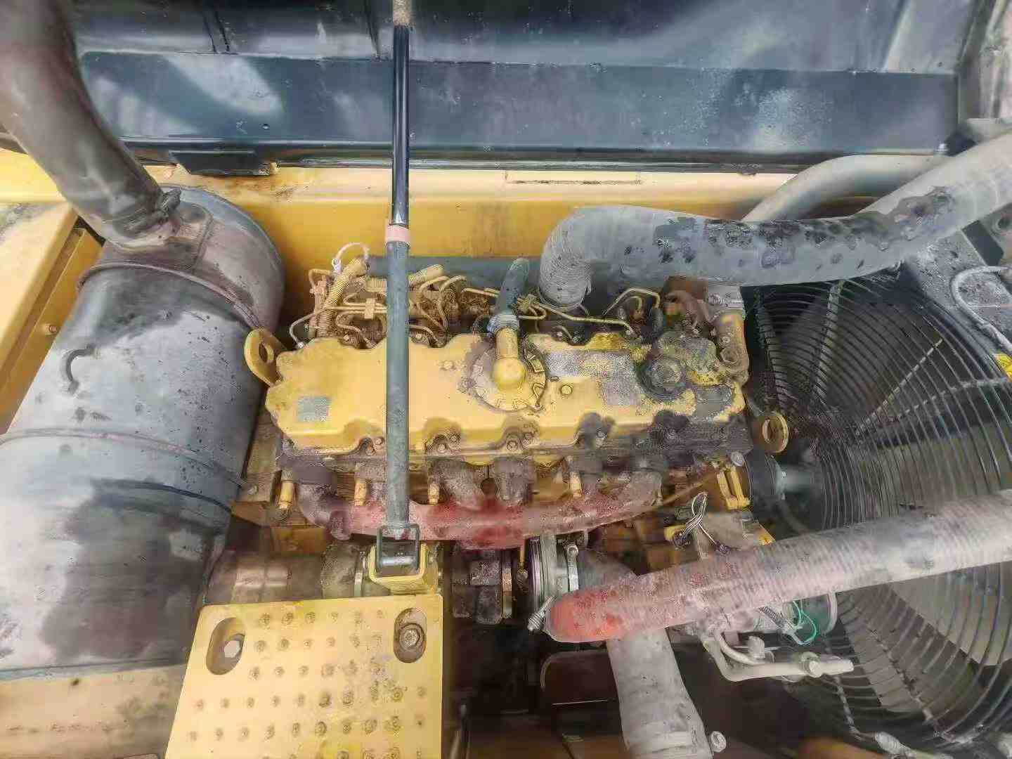 Compre Escavadeira Caterpillar 330B Usada / 2