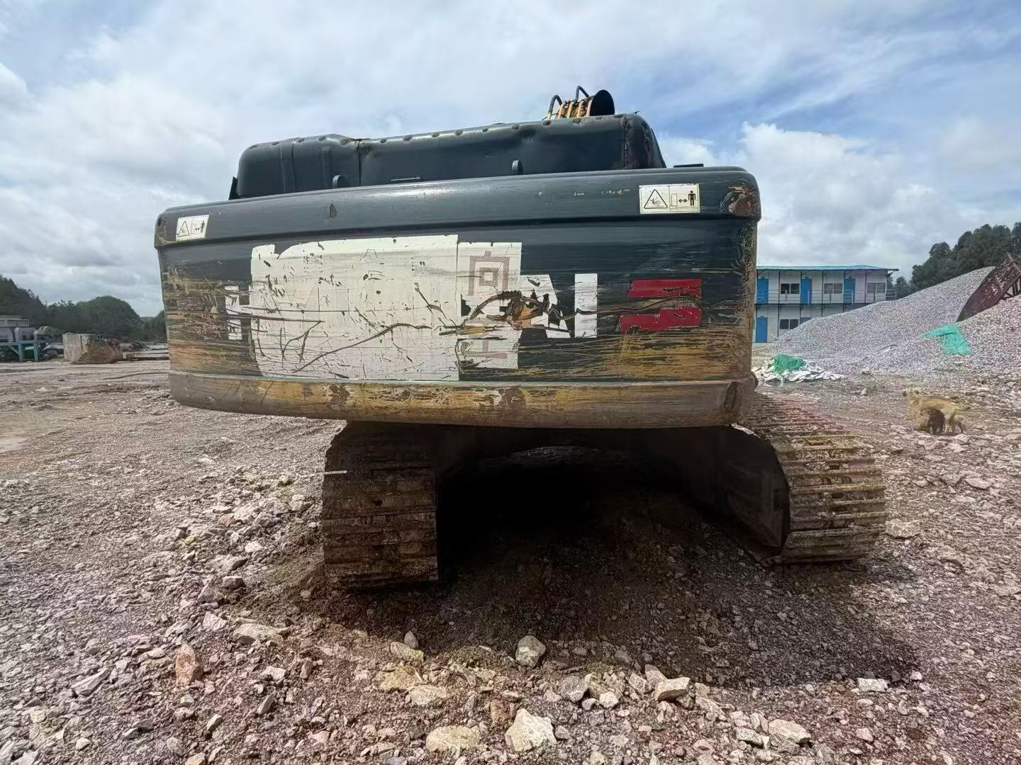 Compre Escavadeira Hyundai R350LVS Usada / 4