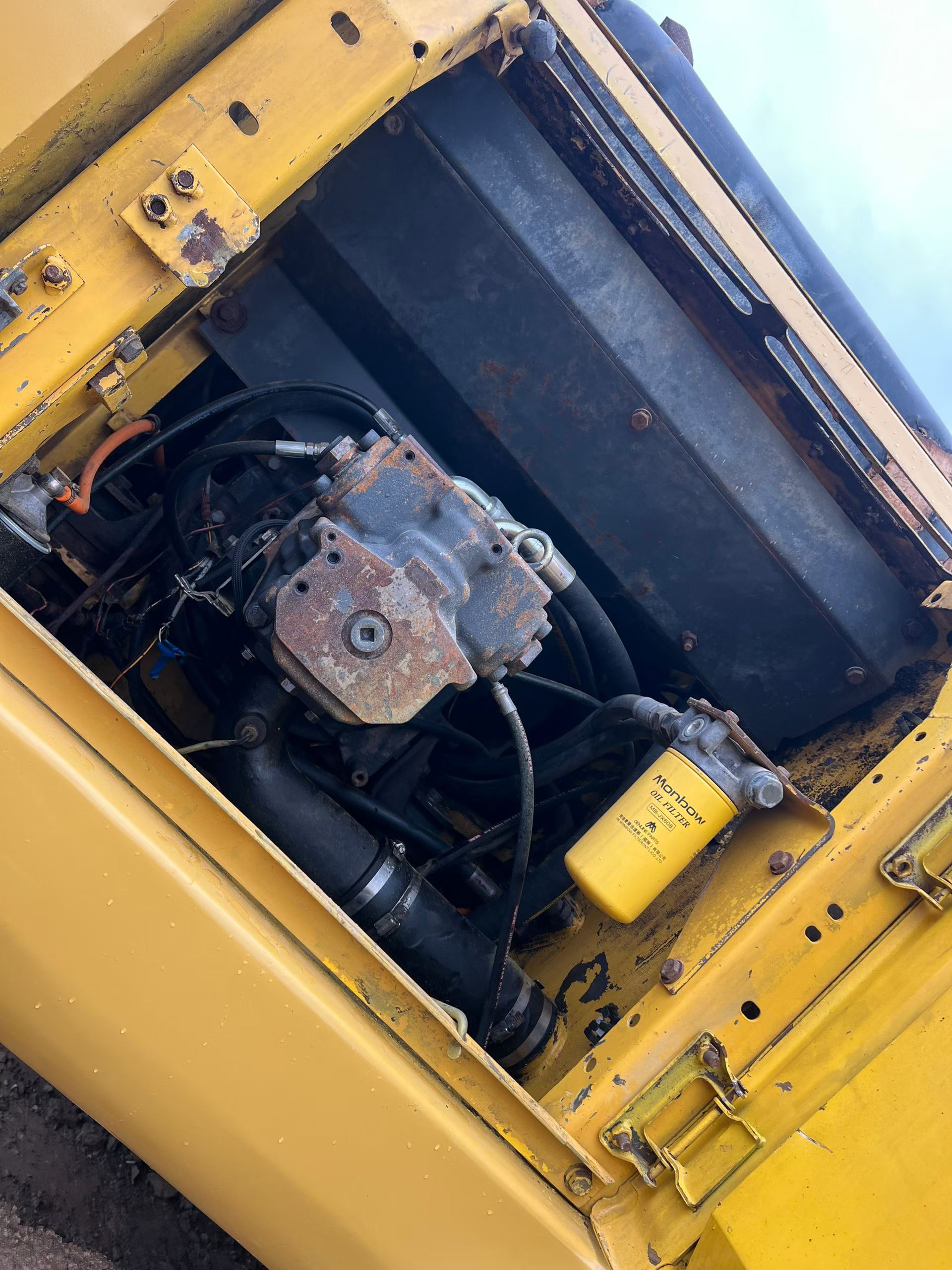 Buy Komatsu PC200-7 Used Excavator / 8