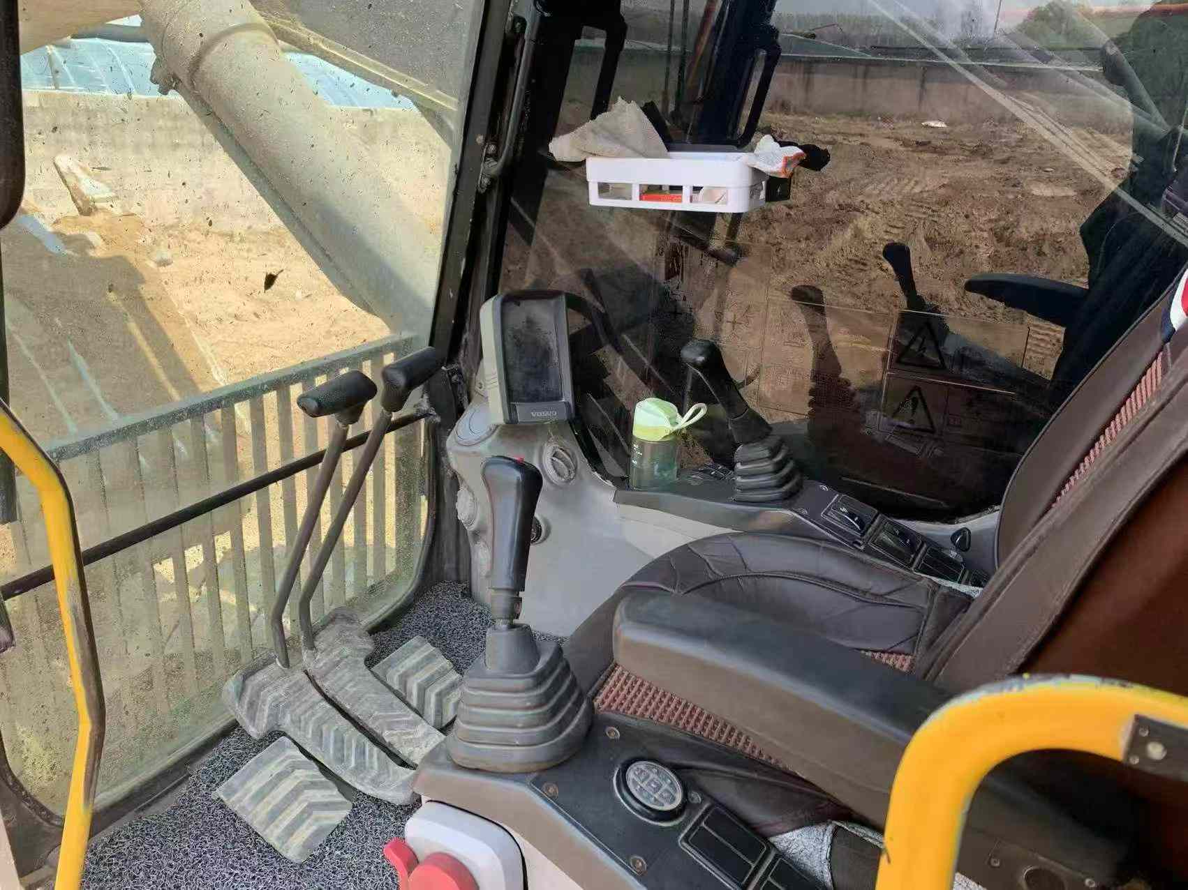 Buy Volvo EC380DL Used Excavator / 6