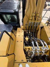 Buy Caterpillar 374D Used Excavator / 4 Buy Caterpillar 374D Used Excavator / 4