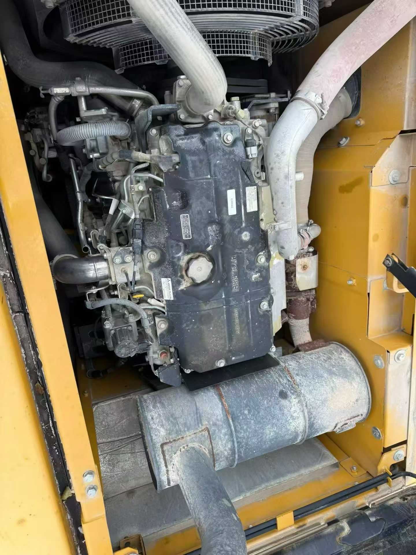 Compre Escavadeira Sany SY215C Usada / 2