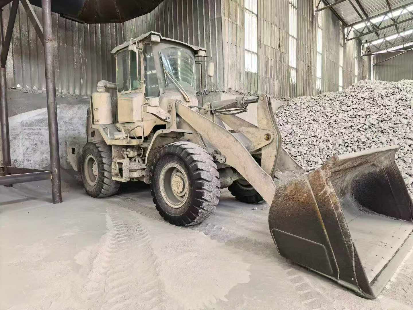 Buy SDLG L933 Used Loader