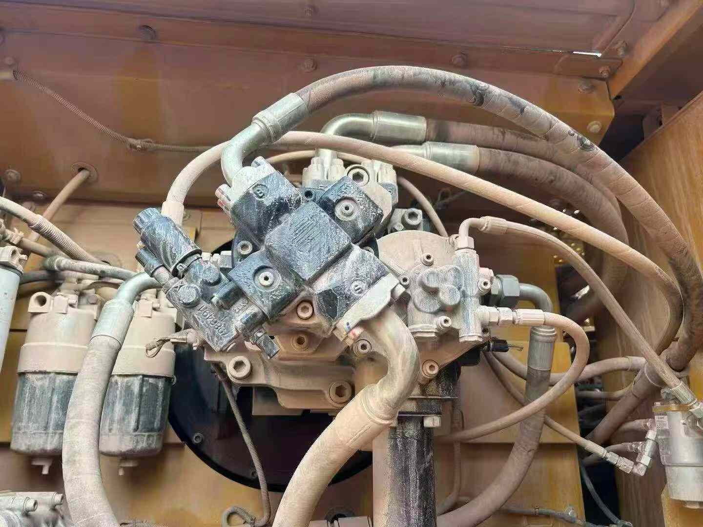 Buy Sany SY550H Used Excavator / 3