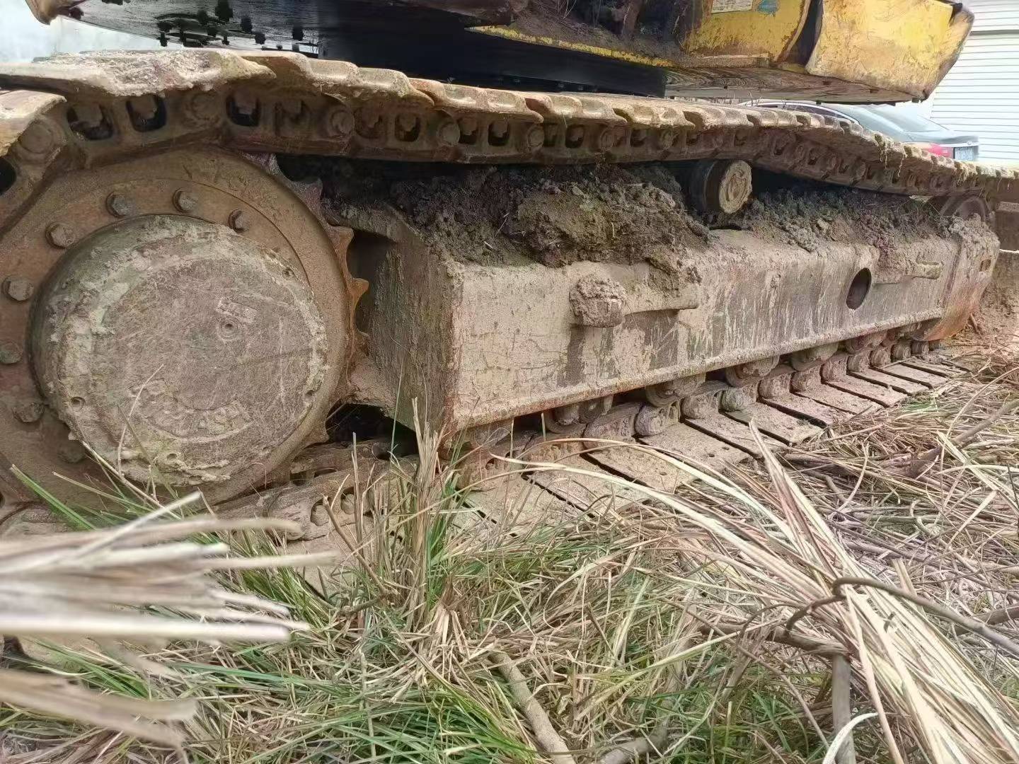 Compre Escavadeira Komatsu PC128US-2 Usada / 5