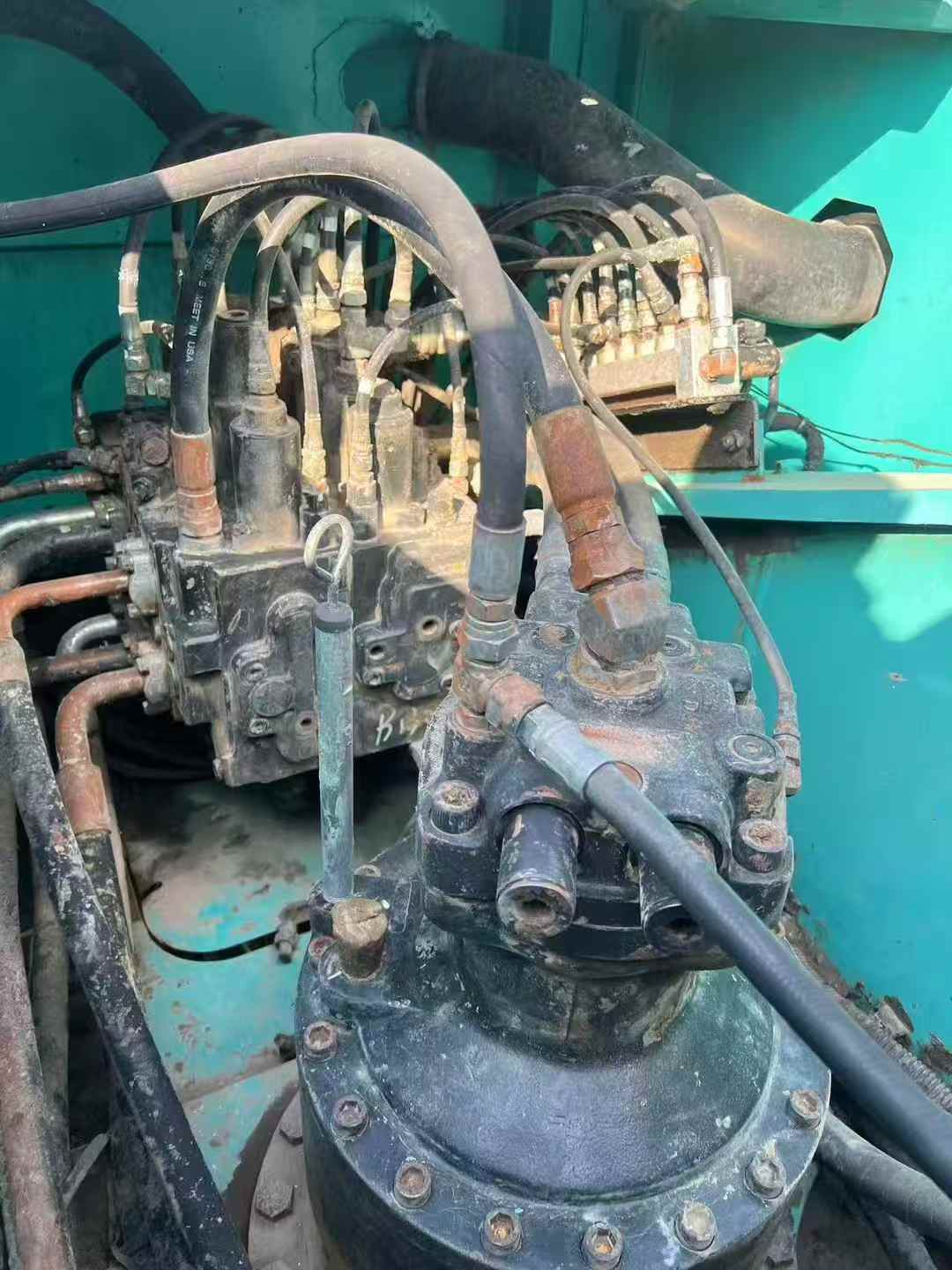 Buy Kobelco SK260 Used Excavator / 5