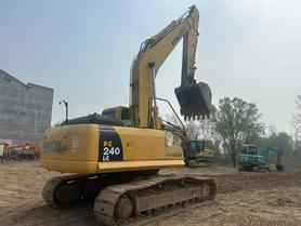 Buy Komatsu PC210LC-8 Used Excavator / 2 Buy Komatsu PC210LC-8 Used Excavator / 2