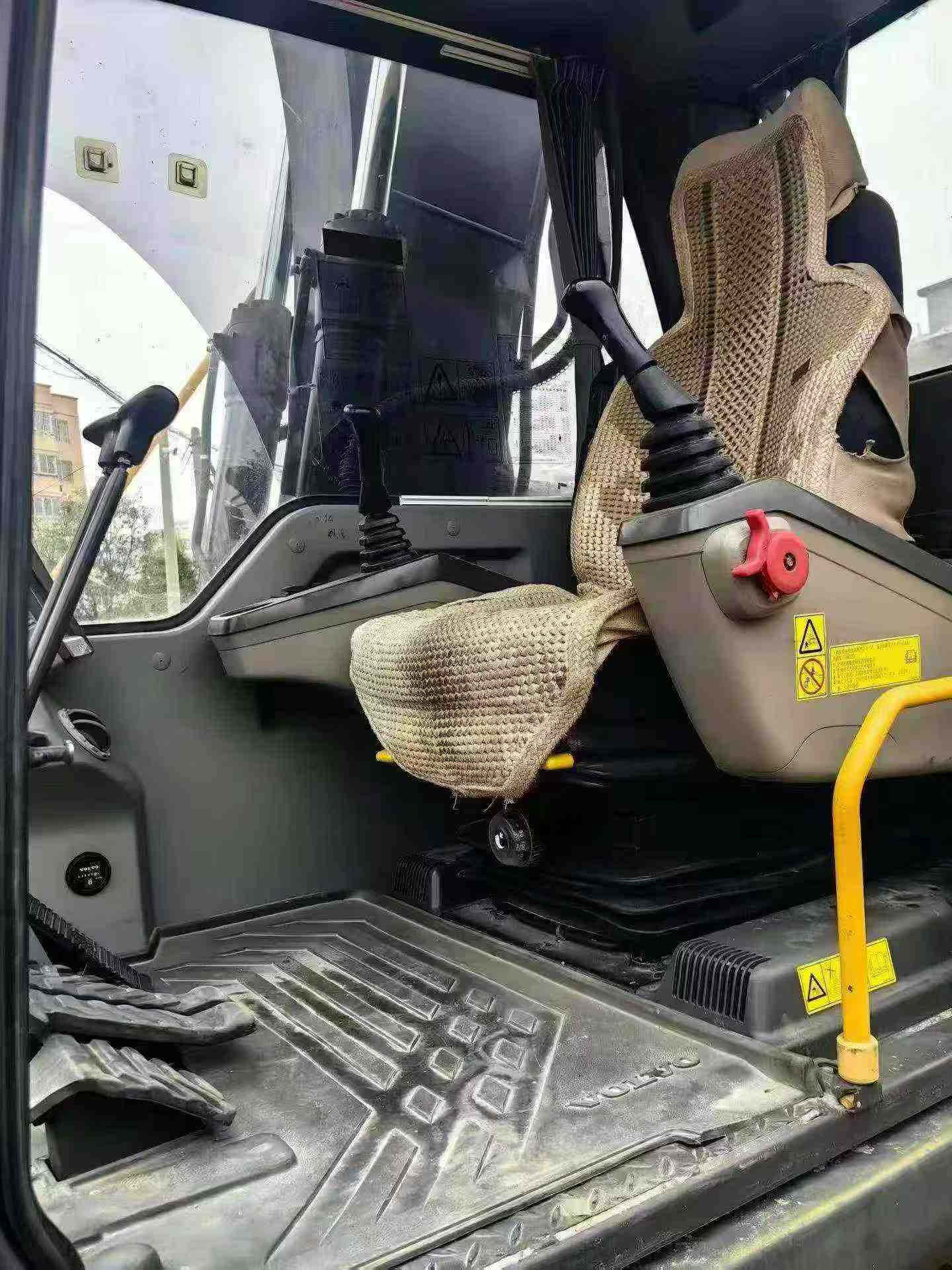 Buy Hitachi ZX18U-2 Used Excavator / 4