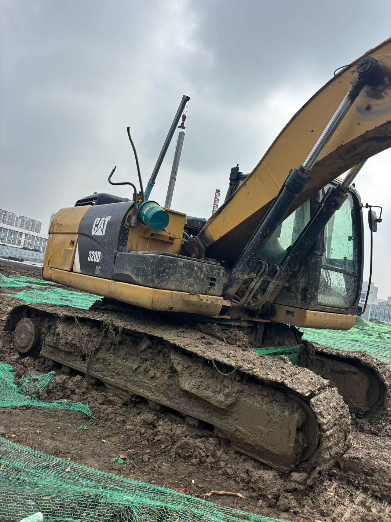 Buy Caterpillar 320D Used Excavator / 6