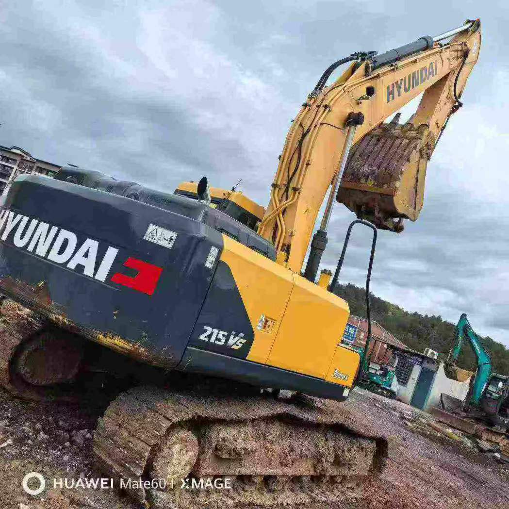 Compre Escavadeira Hyundai R215VS Usada / 9