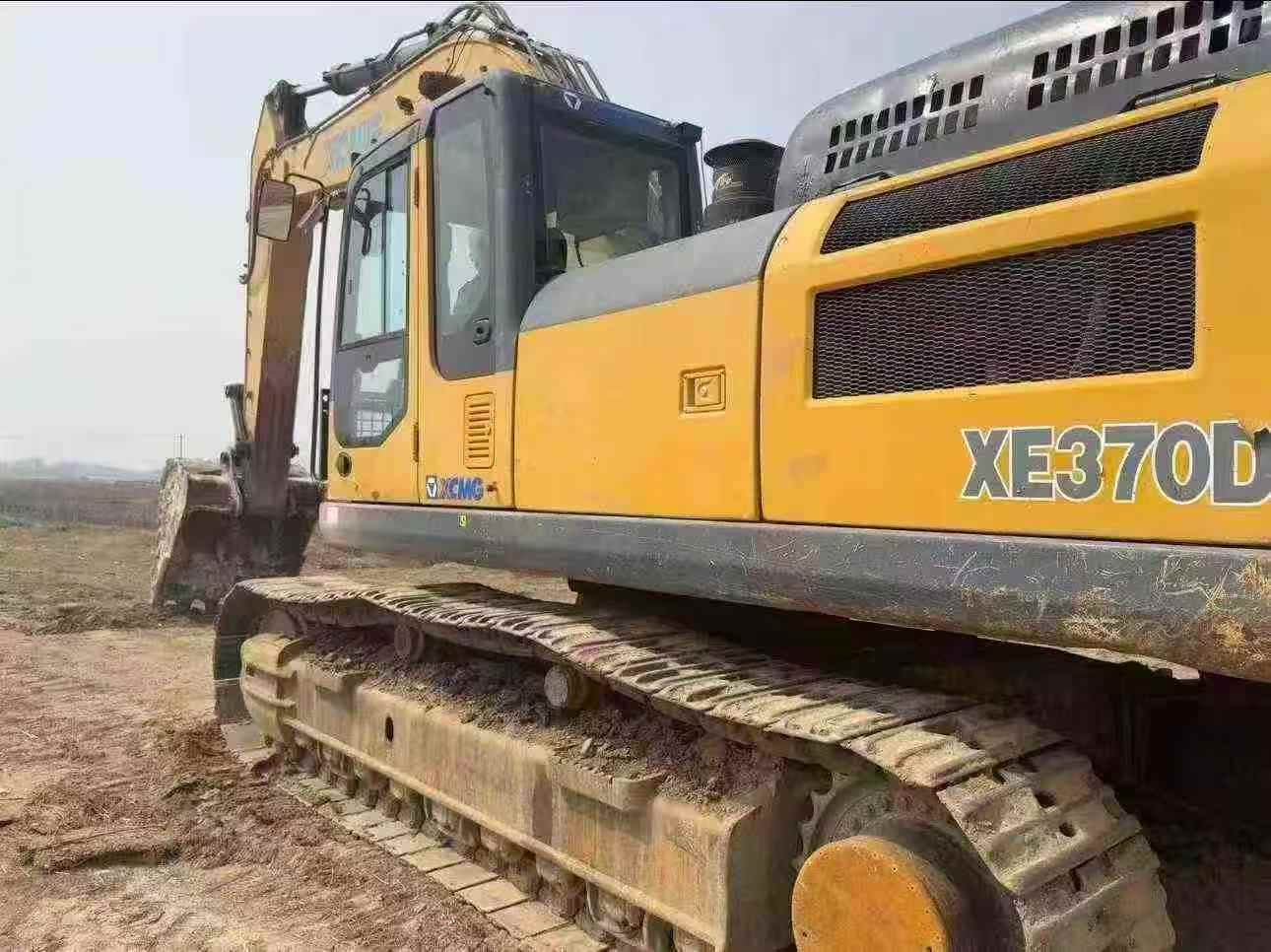 Buy XCMG ZL20E(D) Used Excavator / 3
