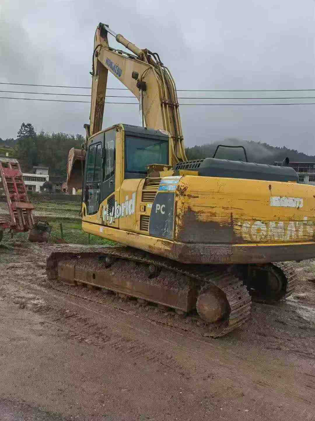 Comprar Komatsu HB205-1 Usado Escavadeira